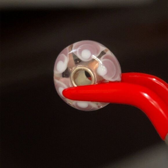 Trollbead Pink With Dot Bead - Picture 3 of 4